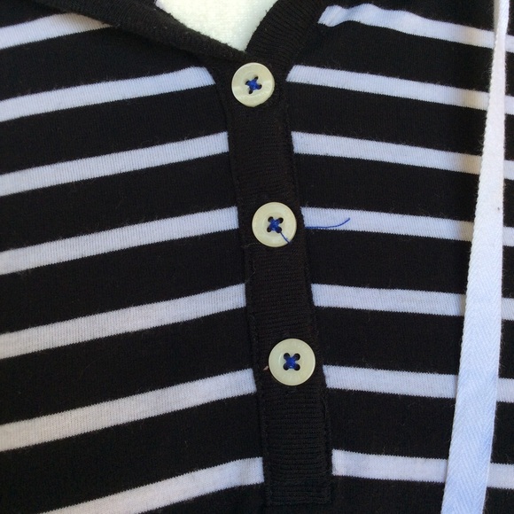 CHAPS STRIPED HOODED TOP - Picture 4 of 7